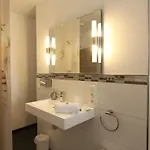 & Restaurant Arnoldusklause 3* Düren - Eifel