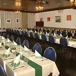 & Restaurant Arnoldusklause Otel 3*