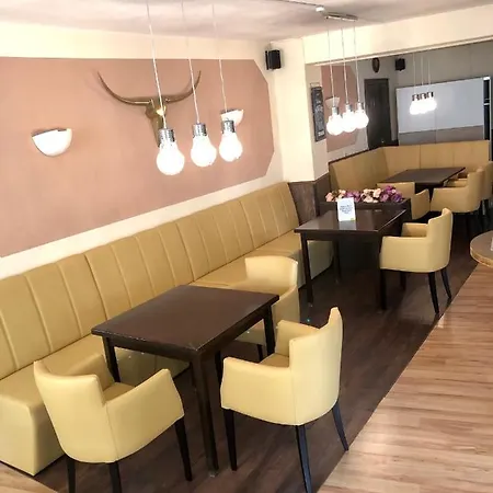 & Restaurant Arnoldusklause 3*