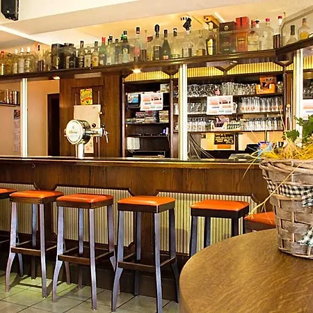 & Restaurant Arnoldusklause Düren - Eifel