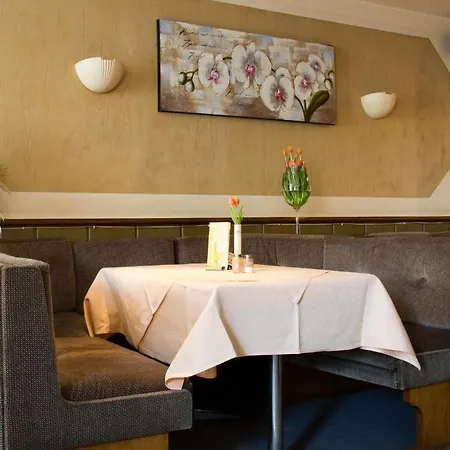 & Restaurant Arnoldusklause Hotel