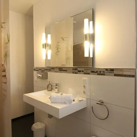 & Restaurant Arnoldusklause 3* Düren - Eifel