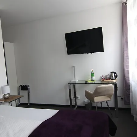 & Restaurant Arnoldusklause Düren - Eifel