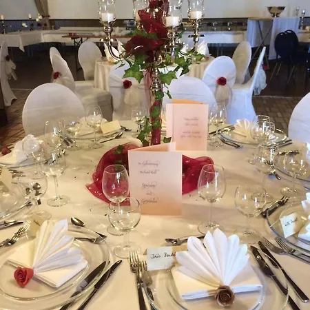 & Restaurant Arnoldusklause