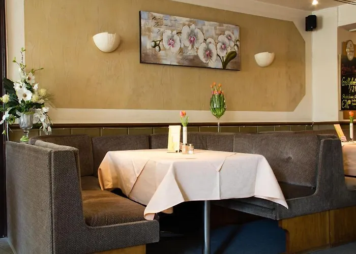 & Restaurant Arnoldusklause Hotell