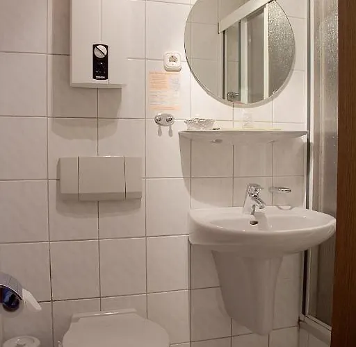 & Restaurant Arnoldusklause 3* Düren - Eifel