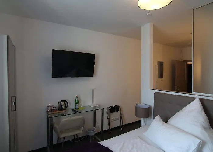 & Restaurant Arnoldusklause Düren - Eifel