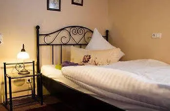 & Restaurant Arnoldusklause 3*